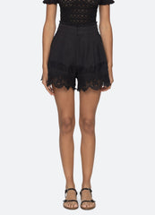 Iyla Shorts White|Black