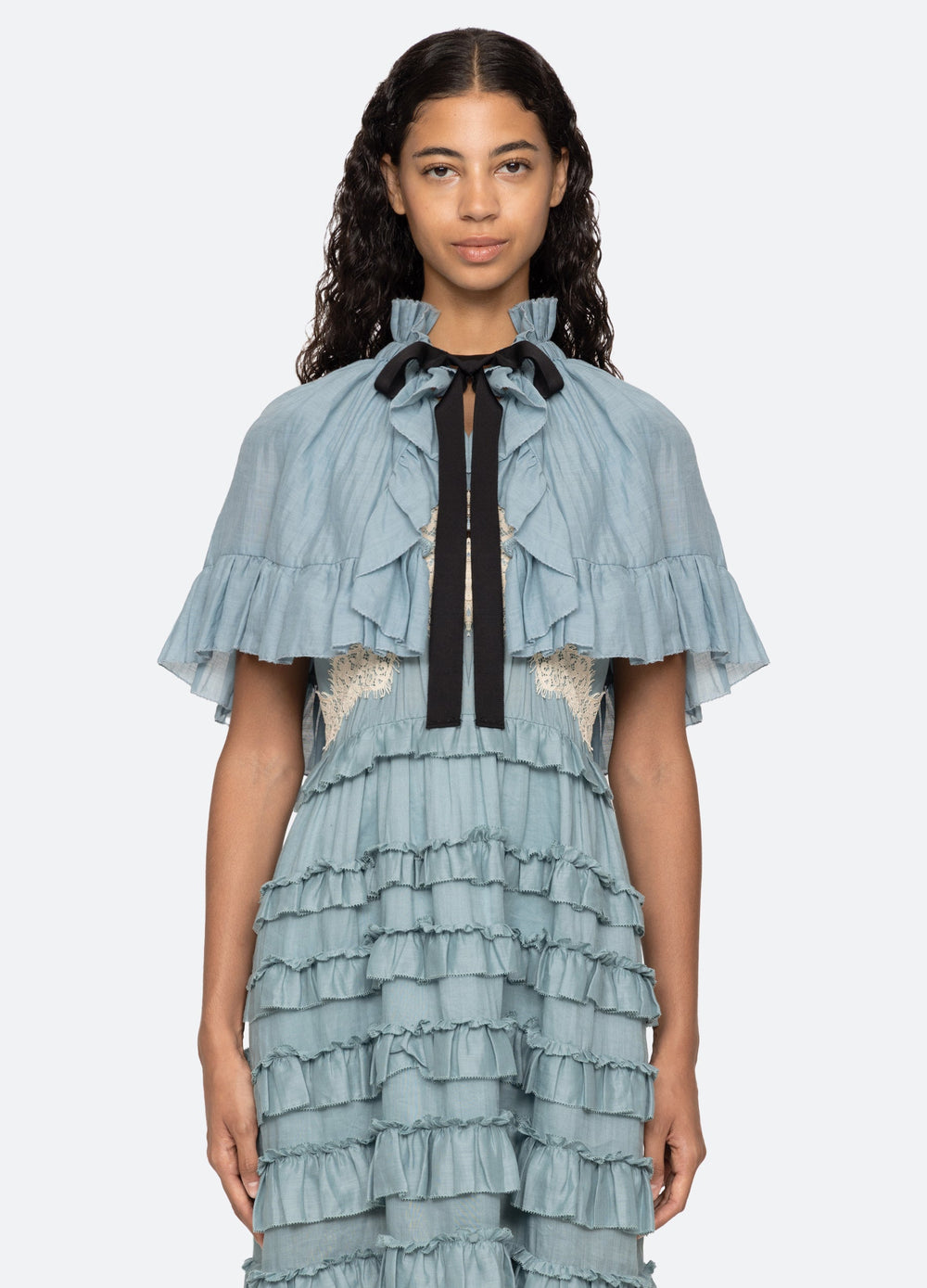 Anise Cape Blue|White