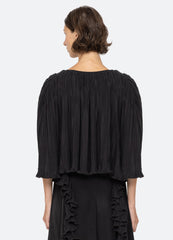 Delilah Cape Black|Cream