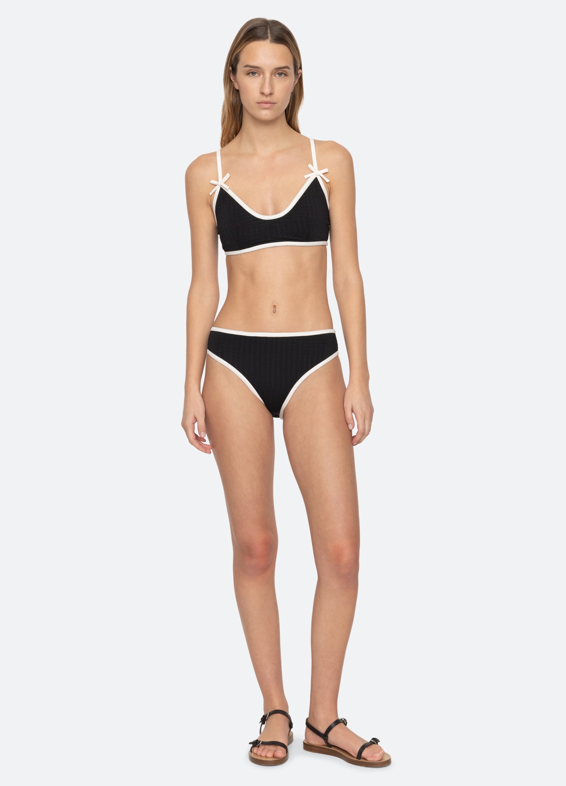 Briella Bikini Top Black