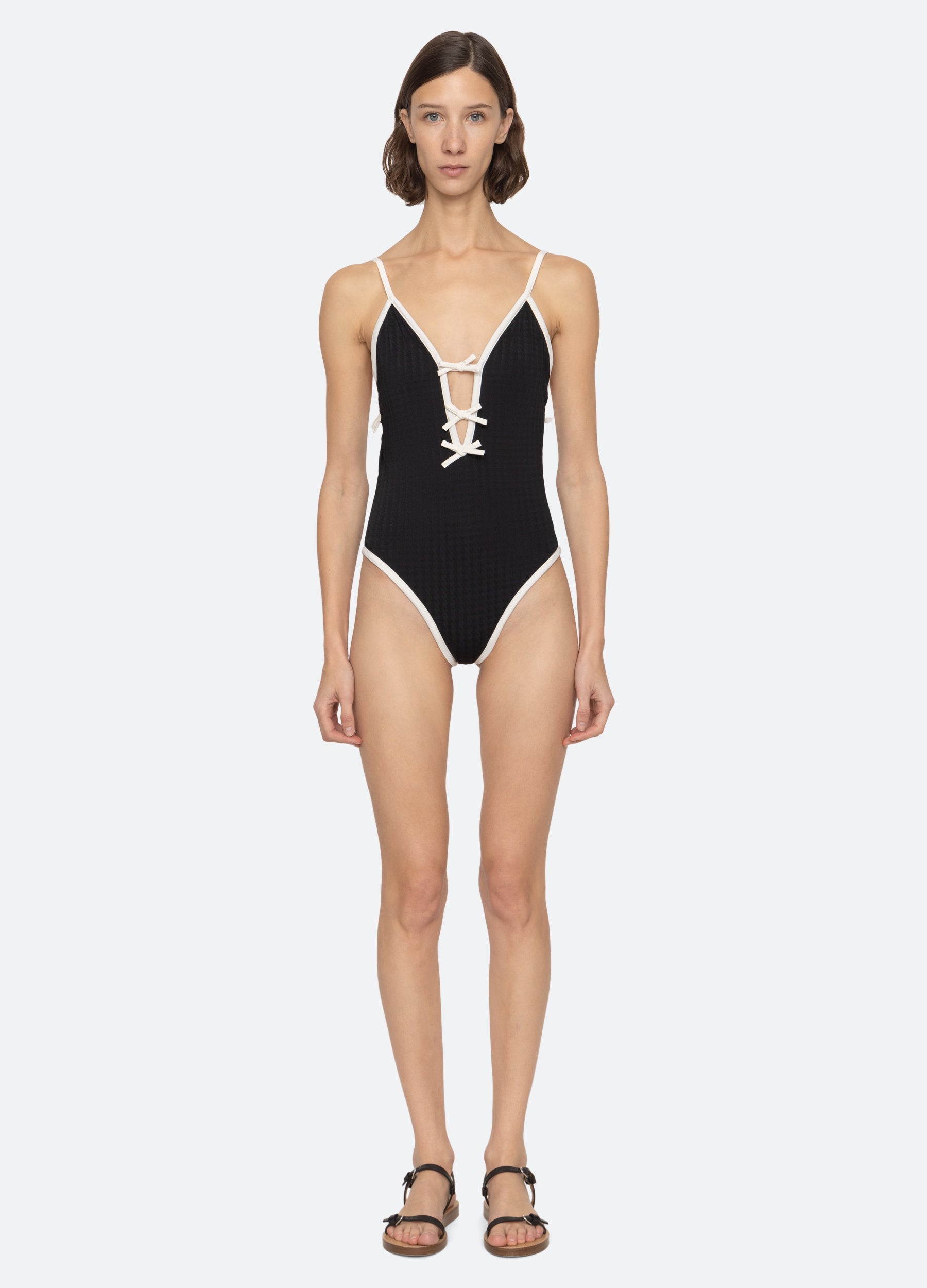 Briella One Piece Black
