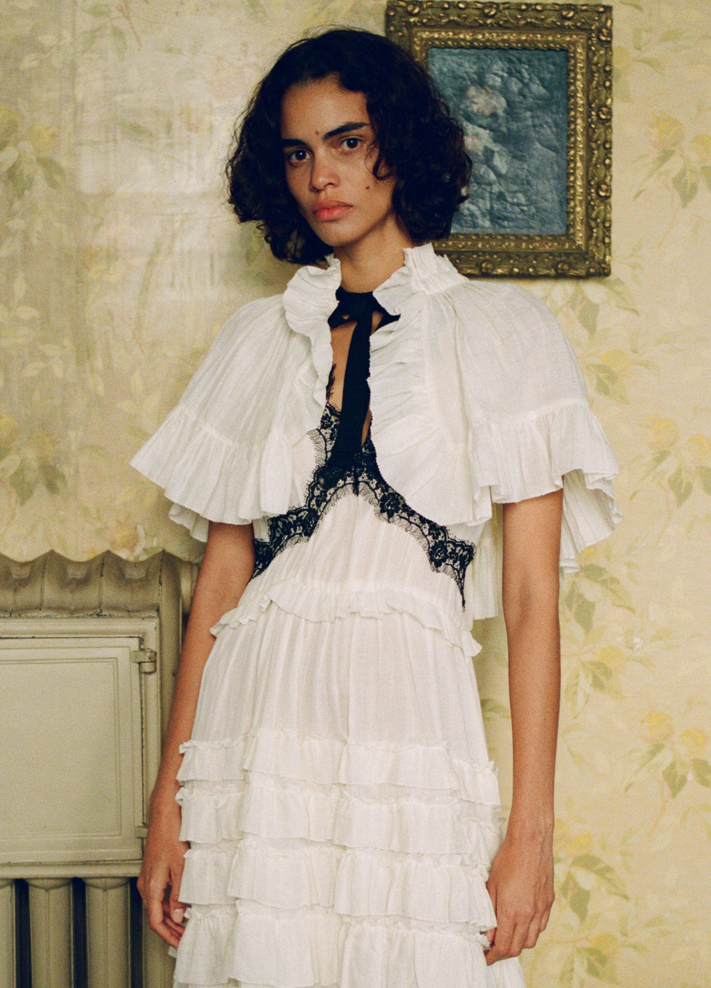 Anise Cape Blue|White