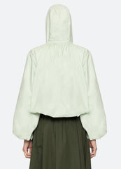Sullivan Top Seafoam|White