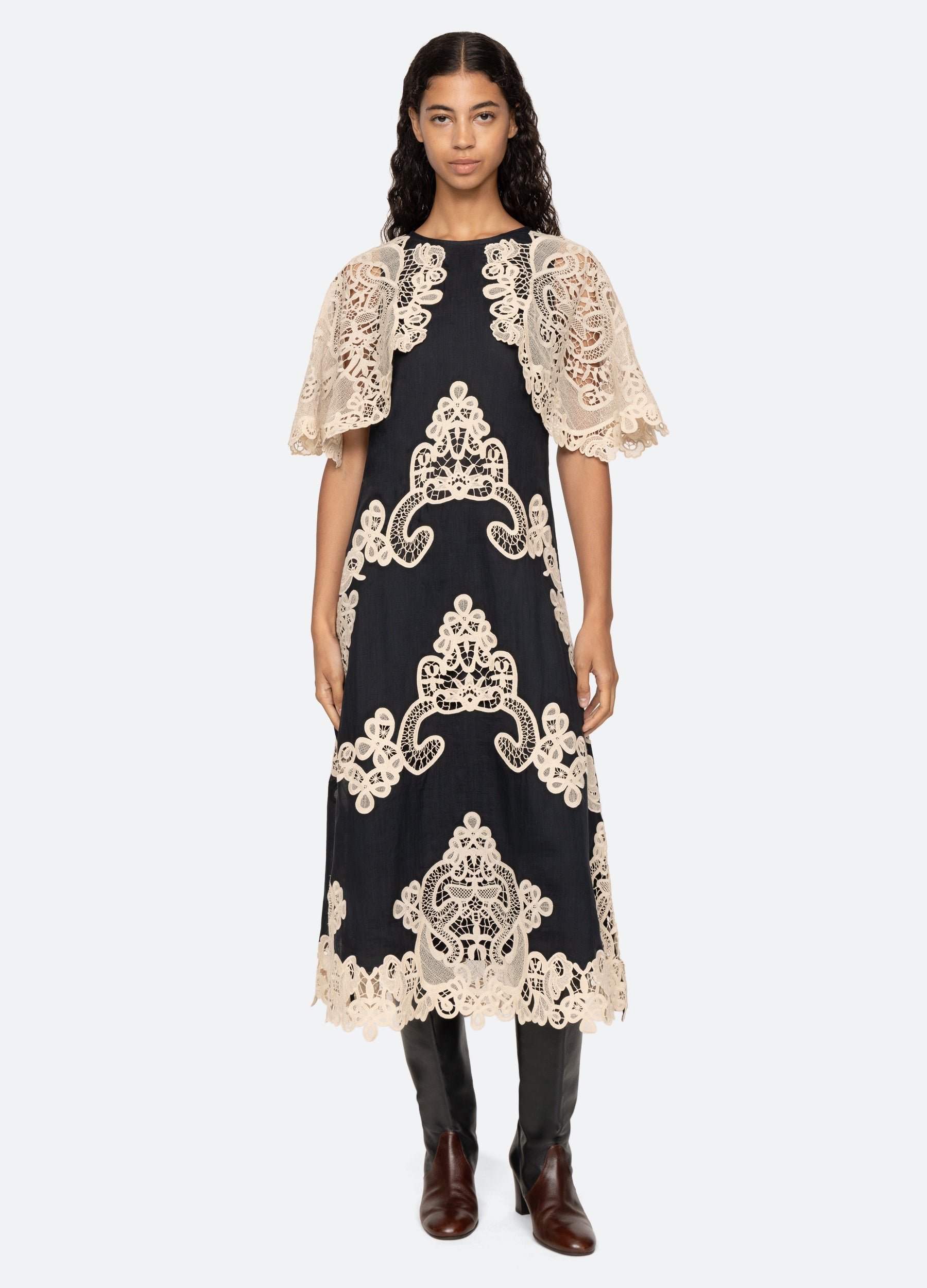 Medina Dress Black|Burgundy