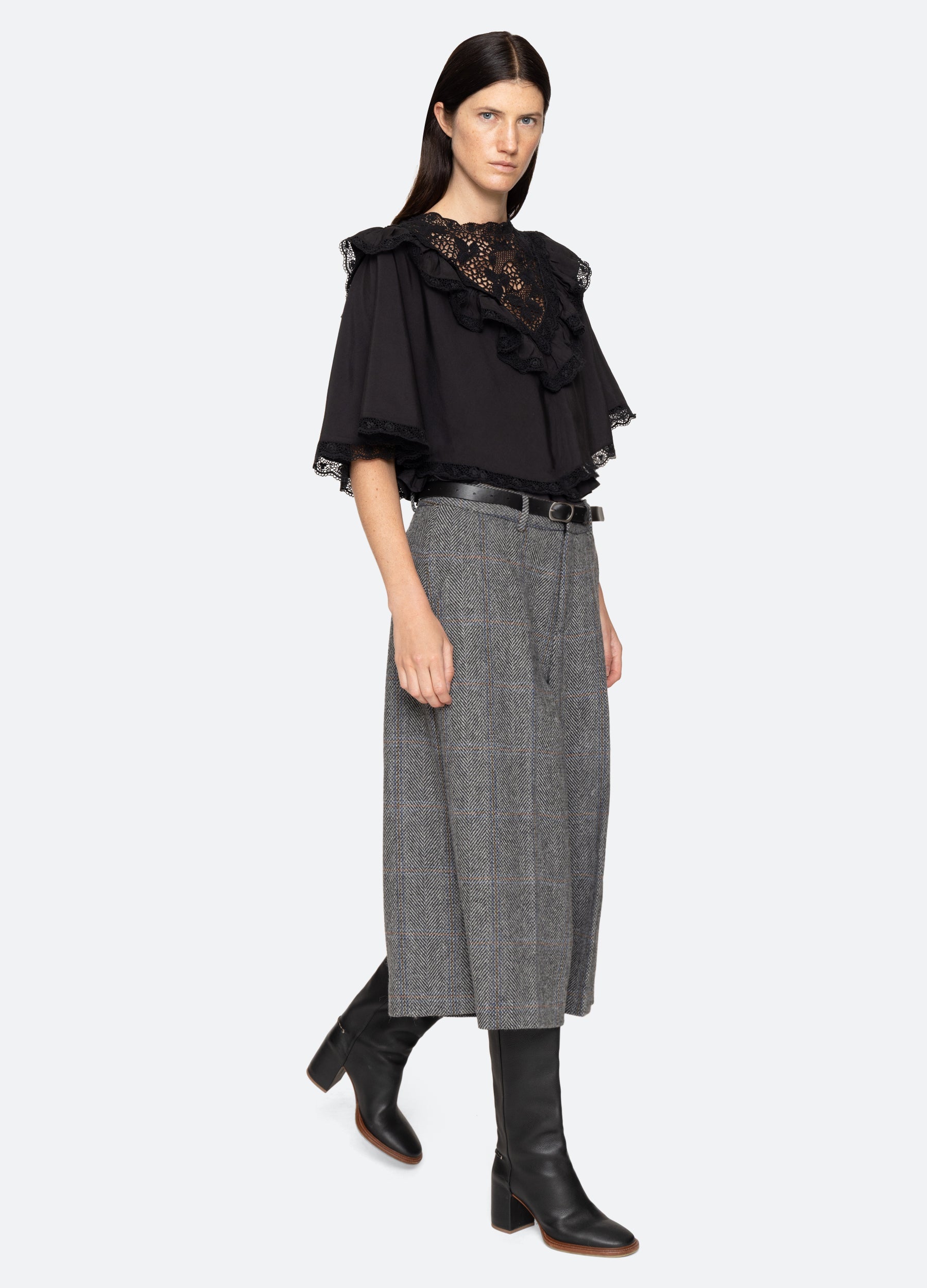 Shanna Capelet Top Black|Cream