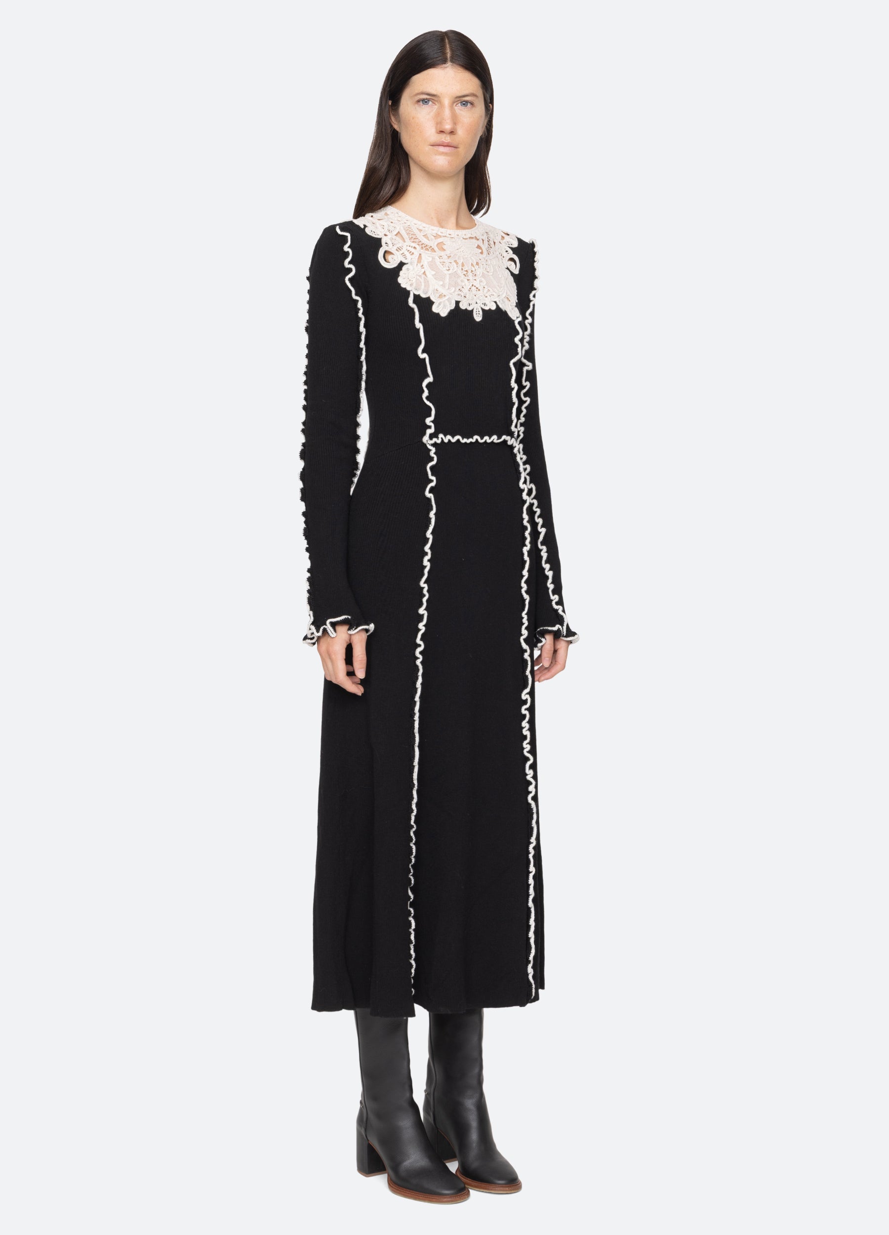 Vania Dress Black