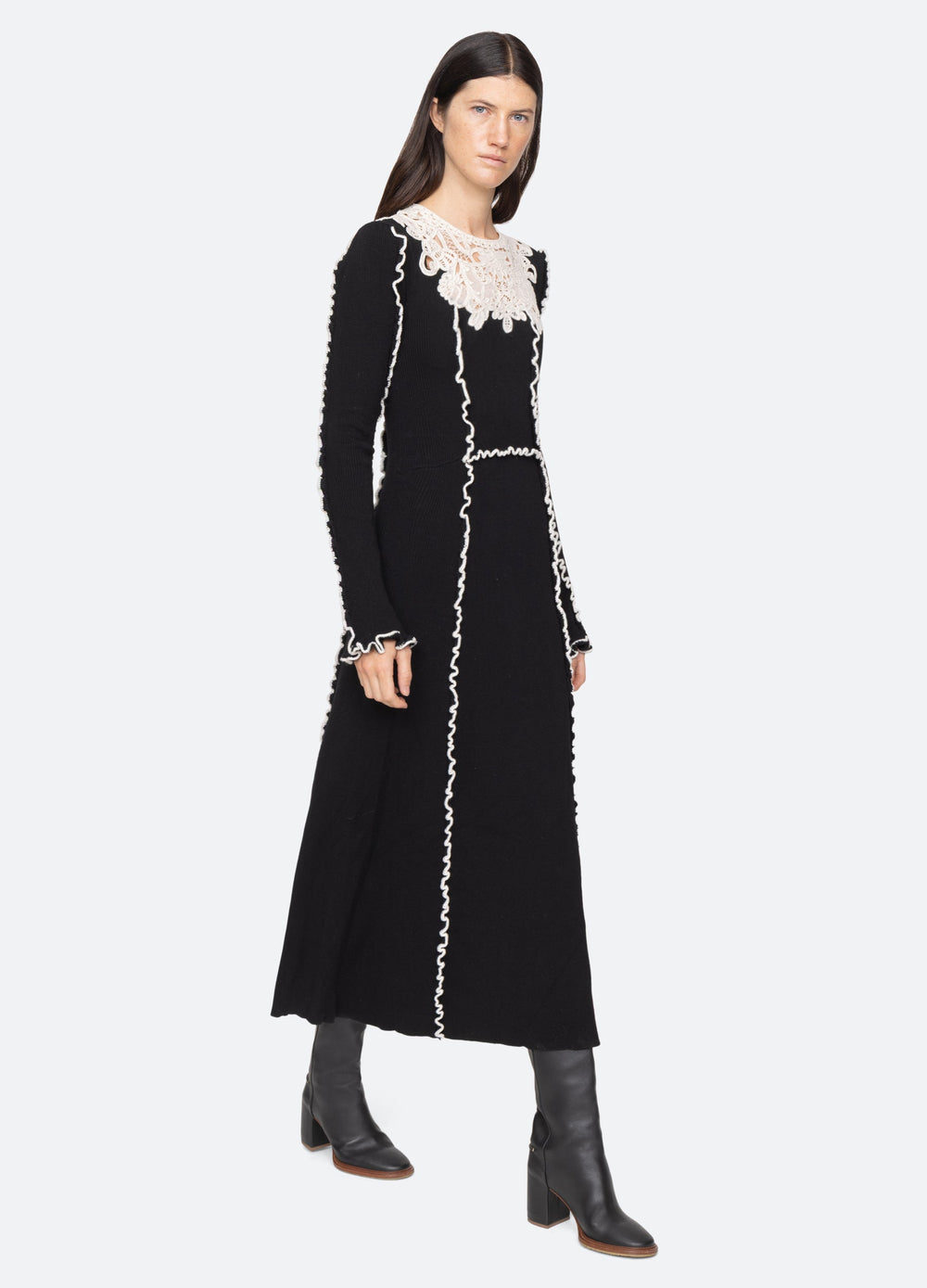 Vania Dress Black