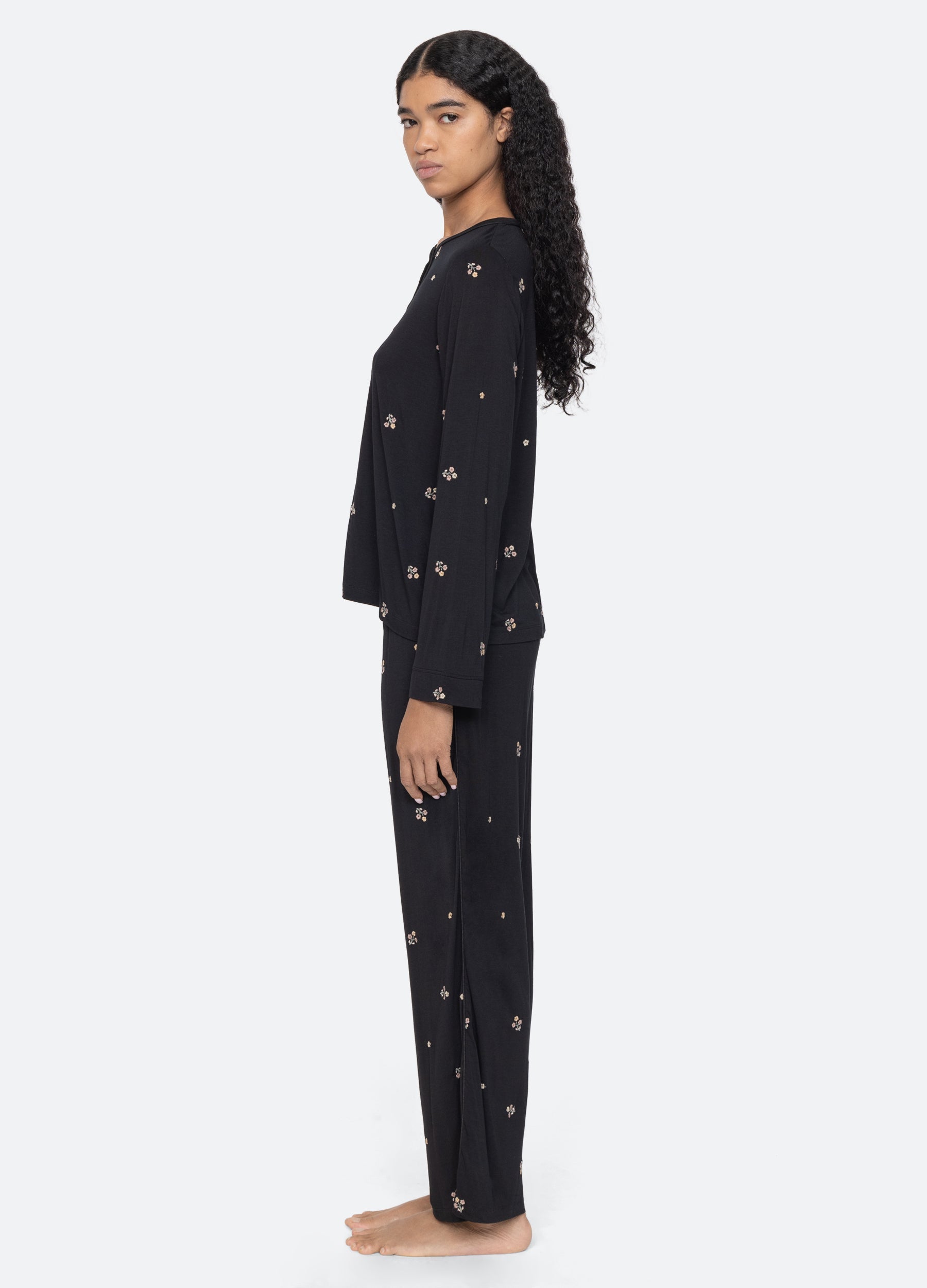 Orla PJ Set Black|Cream